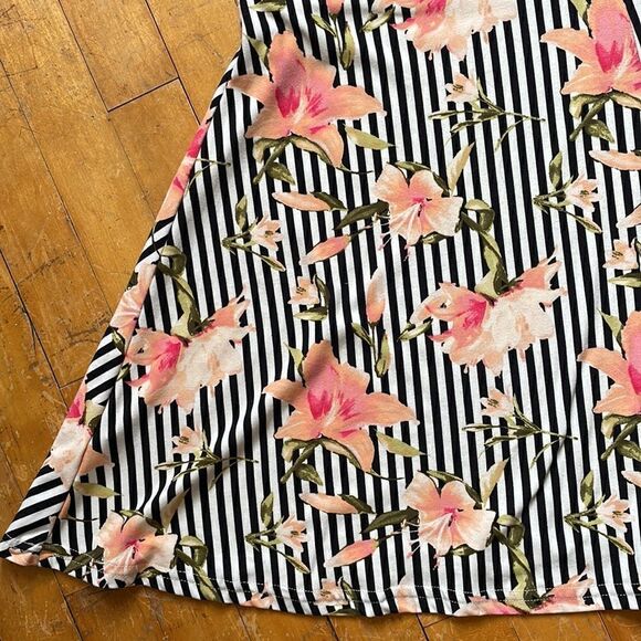 J for Justify Black White Striped Floral Mini Dress size M - Picture 6 of 11